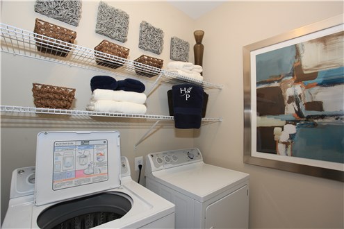 Full Size Washer and Dryer Full Size Washer and Dryer