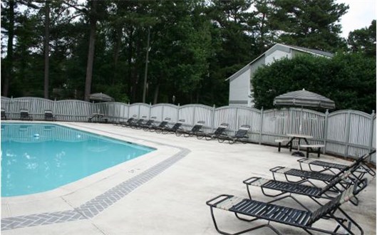 Sparkling Pool Sparkling Pool