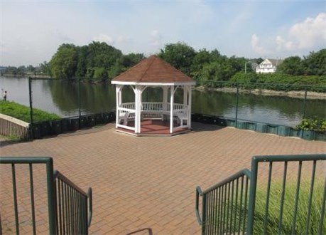 Gazebo by River Gazebo by River