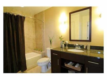 Large Bathrooms Large Bathrooms
