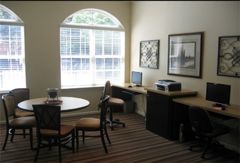 Business Center in Clubhouse Business Center in Clubhouse