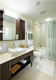 bathroom bathroom