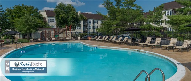 Sparkling Pool Sparkling Pool