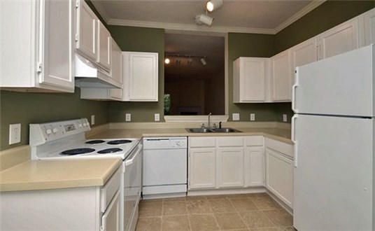 Kitchen with Pass Through Wwindow Kitchen with Pass Through Wwindow