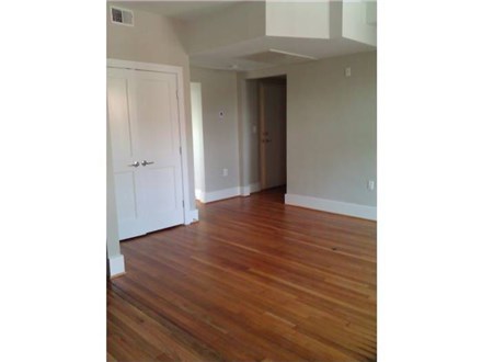 IS-Large Rooms IS-Large Rooms