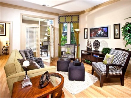 Large Rooms Large Rooms
