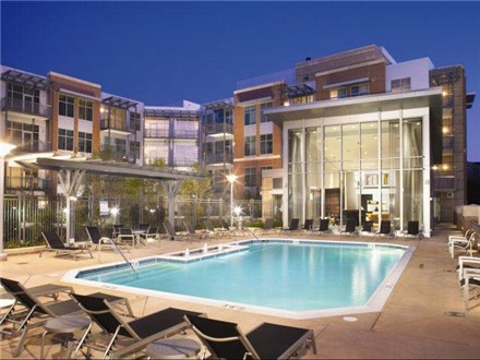 Fabulous pool area Fabulous pool area