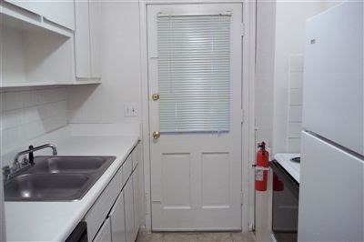 Bright Kitchens