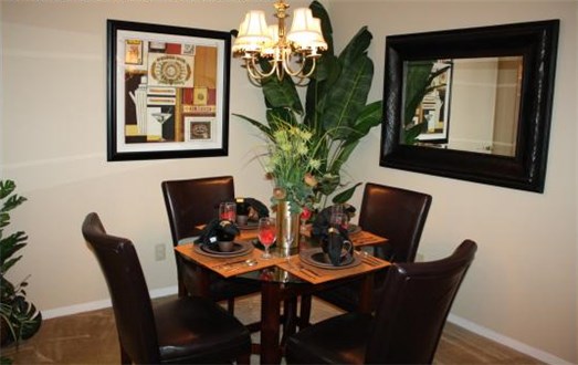 Seperate Dining Rooms Seperate Dining Rooms