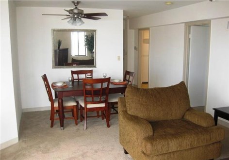 Dining Area Dining Area