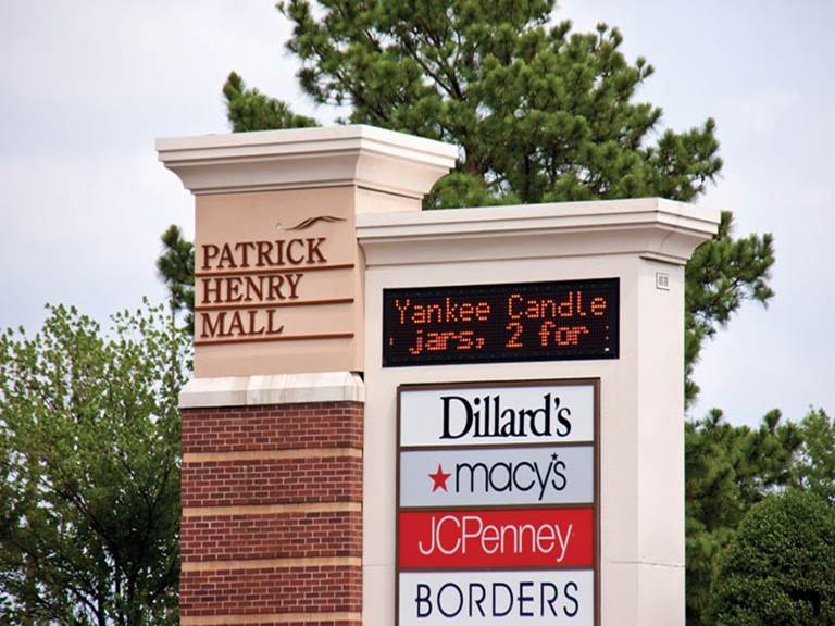 Newport News, VA 23608 - Centrally located by shopping, dining, recreation Newport News, VA 23608 - Centrally located by shopping, dining, recreation