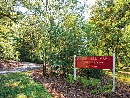 Metro DC - East Falls Church apts Metro DC - East Falls Church apts