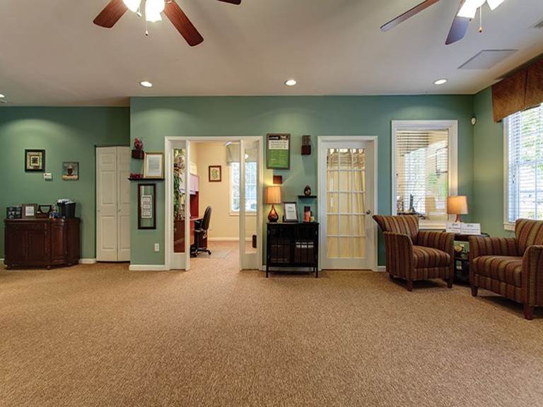 Newport News Apartments - Gather with friends and neighbors Newport News Apartments - Gather with friends and neighbors